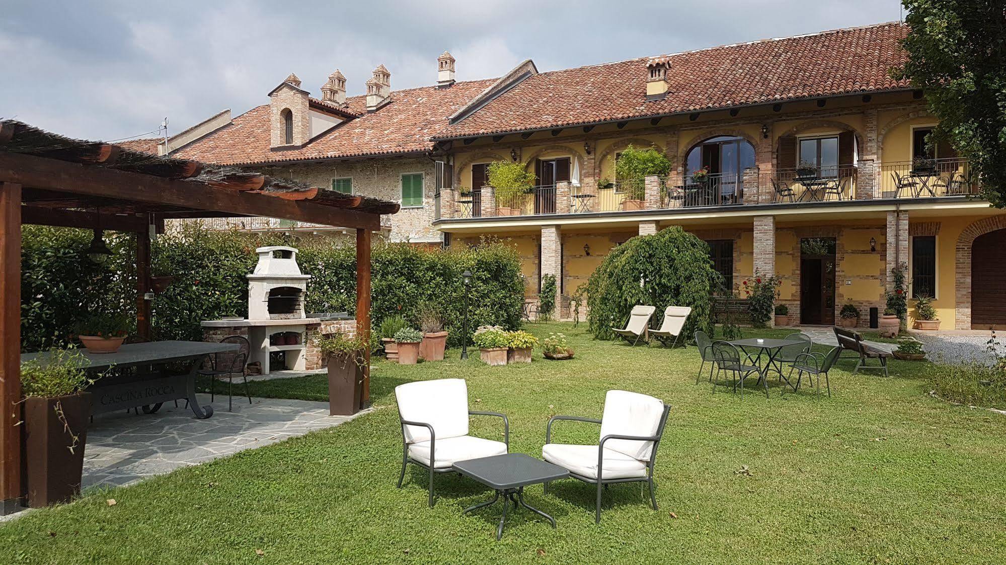 Cascina Rocca - Guest House Castiglione Falletto Exterior foto